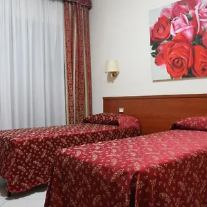 Vitti Hotel