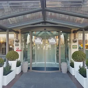 https://green-house-milan.italymilanhotels.net