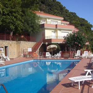 https://residence-green-park.hotelitalianriviera.com