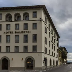 https://balestri.it-tuscanyhotel.com